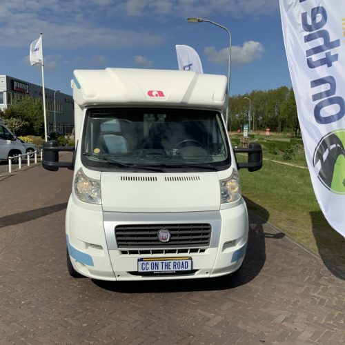 Adria Compact 2.3 MultiJ. 130 PS, Teilintegriert, franz&ouml;sisches Bett hinten, Motorklimaanlage, Anh&auml;ngerkupplung, kleiner Camper, Bj. 2009 Camp centrum on the road Marum Foto: 3