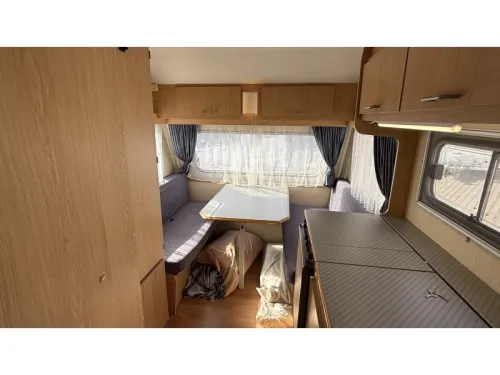 Home-Car Confort 42 2x Sitzgruppe Toilettenraum Foto: 9