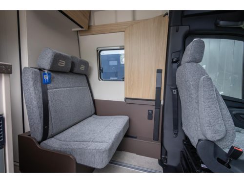 B&uuml;rstner Habiton HM 6.0 Lengtebedden Mercedes-Benz Automaat foto: 19