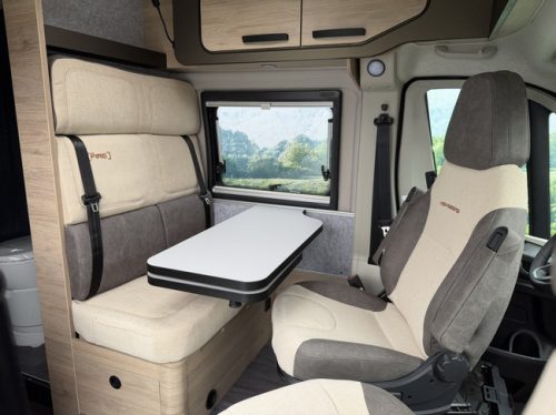 Weinsberg CARABUS 630 ME EDITION [FIRE] Foto: 14