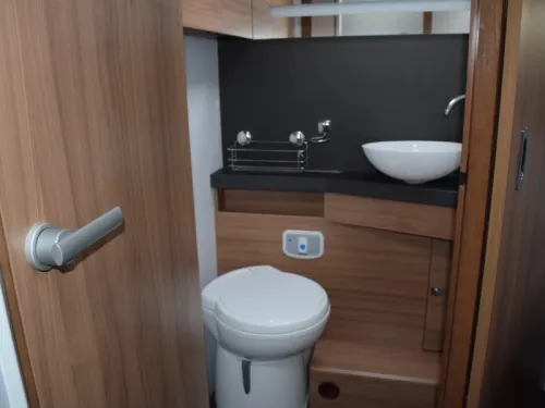 Adria Matrix Axess 670 SC  photo: 17