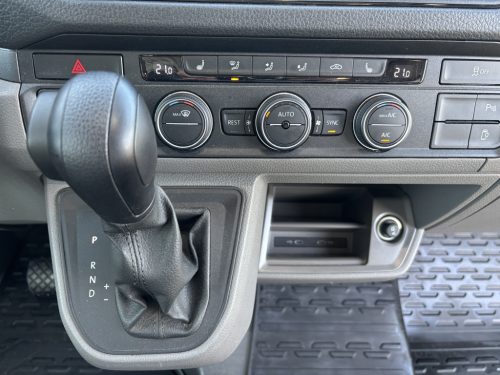 VOLKSWAGEN CRAFTER photo: 15