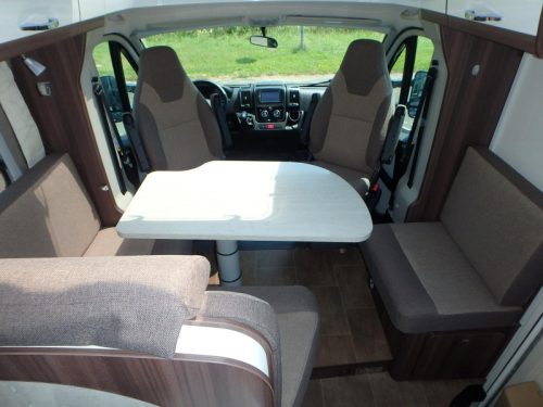 B&uuml;rstner Nexxo T 660 Foto: 12