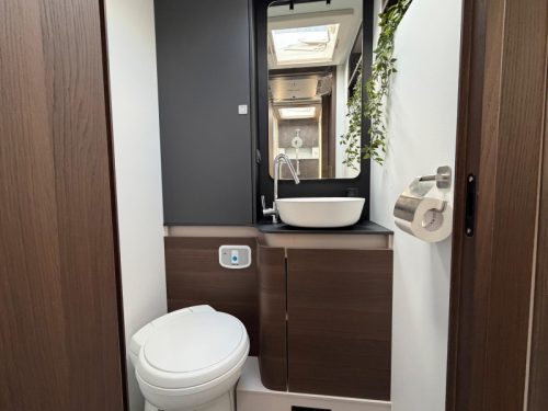 Adria Coral Supreme 670 SL LEVEL/AIRCO/ALDE photo: 11