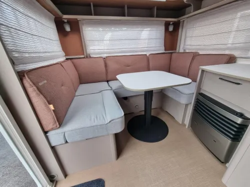 B&uuml;rstner Averso 485 TS  Foto: 15