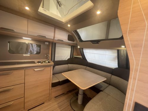 Knaus Sudwind Black Selection 540 UE +underfloor heating+extra awning photo: 4