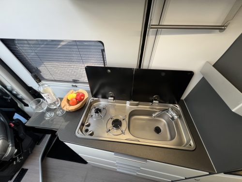 Adria Twin Supreme 640 SGX 9-T AUTOMAAT 2X ZONNEPANEEL Foto: 6