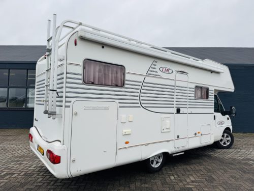 LMC Liberty 680 G Overcab photo: 4