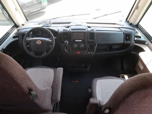Knaus L!ve I 650 MEG AUTOMAAT 160 PK AIRCO Foto: 11