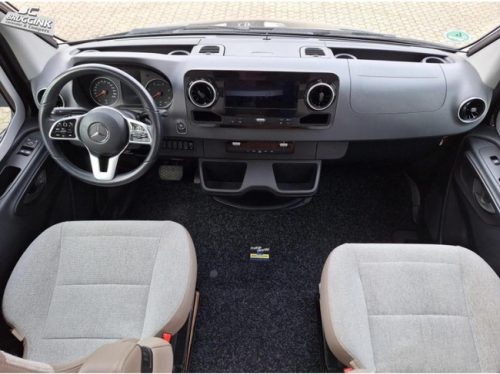 Hymer BMC-T 580 -2 Single beds-automatic photo: 2