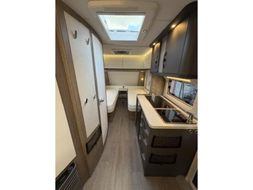 Hobby On Tour 460 DL Mover, Markise, Klimaanlage Foto: 13
