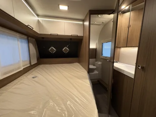 Tabbert Cazadora 490 TD round seating / French bed photo: 8