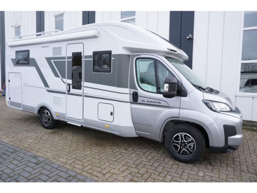 Adria Coral Plus 670 DL Foto: 1