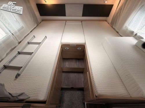 Sunlight T 68 Adventure Edition SINGLE BEDS photo: 15