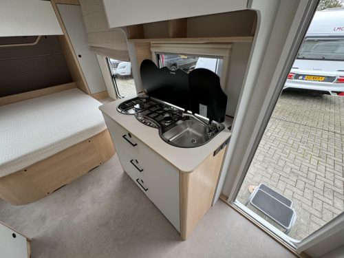 LMC Style 450 D Special Edition - photo: 5