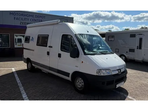 Peugeot Boxer BKS Wohnmobil Ausbau