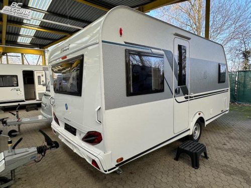 Knaus Sport 450 FU FRANZ&Ouml;SISCHES BETT Fu&szlig;bodenheizung Foto: 1