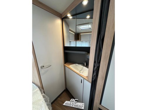 Knaus Sport 450 FU NEU! Foto: 10