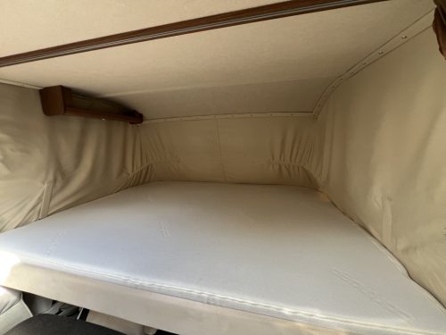Carthago C-Tourer I 144 QB QUEENSBED+POP-TOP ROOF TOW HITCH ROOF AIRCO photo: 3