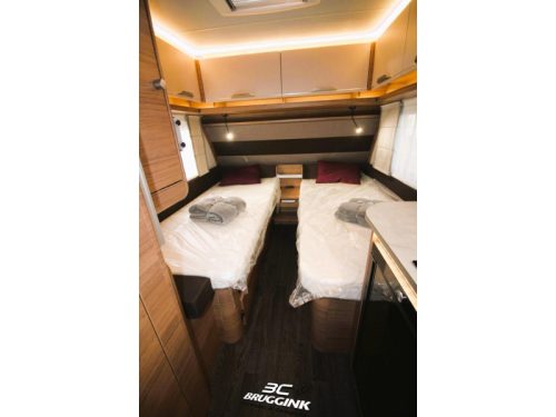 Knaus Sport E-Power Selection 500 EU CAMA INDIVIDUAL CALEFACCI&Oacute;N POR SUELO foto: 11
