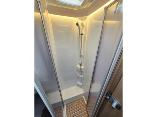 Carado T 449 9G Automaat 2x Airco 4per  foto: 17