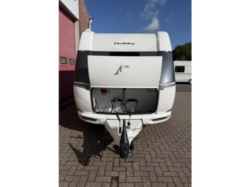 Hobby De Luxe 495 UL Inkl. Rangierhilfe und Markise Foto: 8