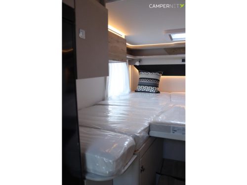 Hymer Exsis T580 140hp Automatic | Xperience edition | AL-KO Lightweight Frame | Narrow model | Single beds | Solar panels | XXL Bed | photo: 17