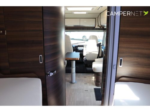 Laika ECOVIP H4109DS 180hp Automatic | Levelling system | Alde heating | Cupboards instead of Pop-up bed | Lithium | Inverter | Single beds | Face photo: 21