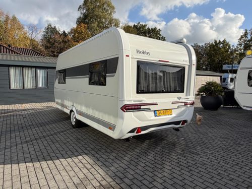 Hobby De Luxe 495 UL Met Thule luifel  foto: 4