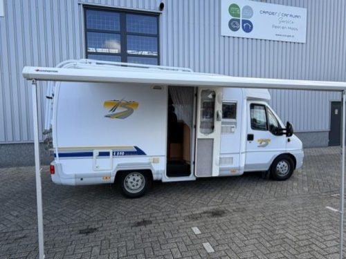 B&uuml;rstner Harmony 590 2.8 - AIRCO + SCHOTEL Foto: 2