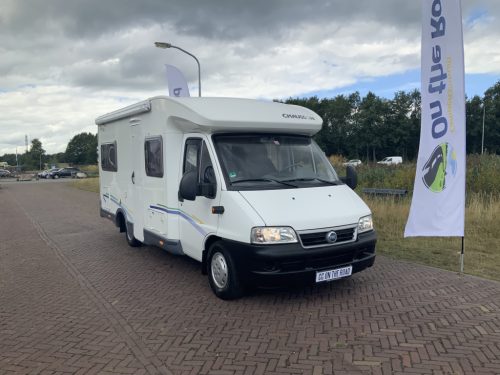 Chausson Trigano Flash 08 2.3 128 hp French bed, side sofa, half-dinette, Swivel seats, very neat condition Year of manufacture 2006 Motorhome centre on the road Marum photo: 3