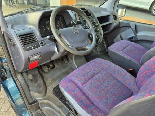 Mercedes-Benz Vito 108 D Amigo photo : 11