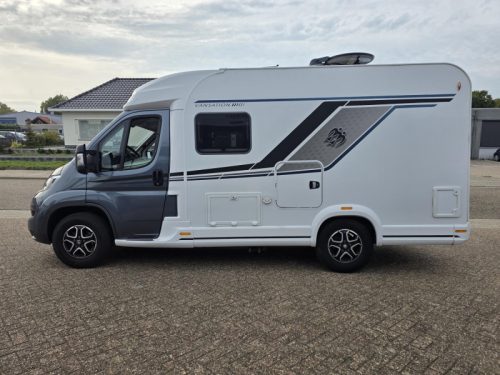 Knaus Van TI 550 MF Kompaktes 6-Meter-Franz&ouml;sisches Bett Foto: 2