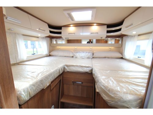 Carthago C-Tourer I Single beds + Pull-down bed photo: 39