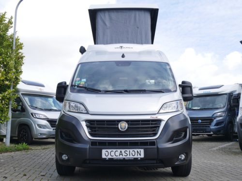 Knaus Van Tourer, Single beds, Pop-top roof, 9-Speed Automatic. photo: 1