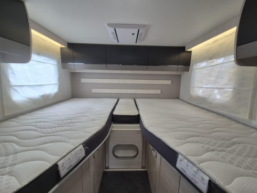 Chausson Titanium Ultimate 777 Arctic WITHOUT POP-TOP ROOF photo: 13