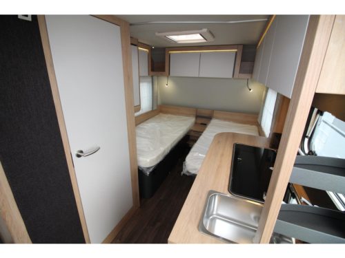 Knaus Sport 460 EU Single beds & GFK roof! photo: 7