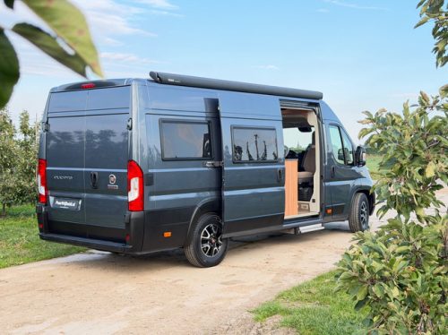 P&ouml;ssl Summit 640 AUTOMAAT / NIEUWE ALLSEASONS / CARPLAY / AUTOMATISCHE AIRCO / DUO CONTROL / 2x CAMPERACCU / LUIFEL foto: 3