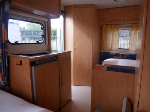 Caravelair Antares 390 Awning, bicycle rack photo: 11
