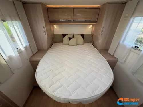 Rapido 696 F Queensbed / Truma E  photo: 15