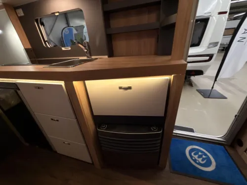 Knaus Sport Platinum 420 QD Platinum+1500KG+Boden  Foto: 17
