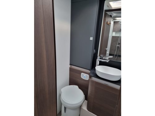 Adria Coral Supreme 670 SL 180pk | Super uitvoering | 13dkm | 2024 | Absolute nieuwstaat! foto: 18