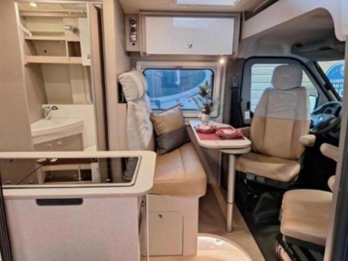B&uuml;rstner Delfin C 621 L&Auml;NGSBETTEN + ANH&Auml;NGERKUPPLUNG  Foto: 7