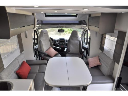 Challenger Mageo 378 XLB face to face xl queensbed  photo: 6