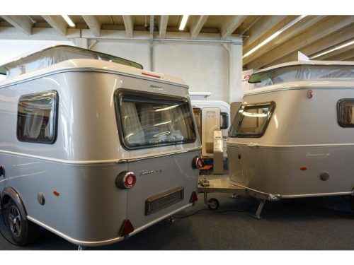 Eriba Touring 320 nieuw, &euro; 3.000,- korting  foto: 2