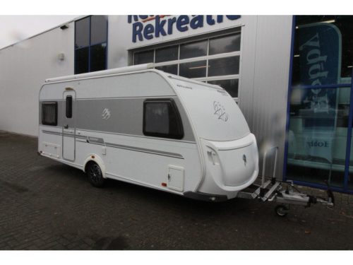Knaus Sudwind Exclusive 500 FU Thule 6300, VT Isabella Foto: 2