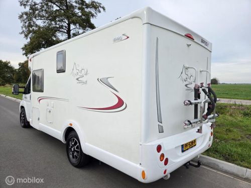 RAPIDO 690F 2010 131pk &acirc;Airco, Solar, Queensbed, Trekhaak&acirc; foto: 6