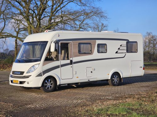 Hymer B678 Premium Line single beds photo: 1