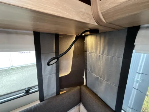 Knaus Sudwind Black Selection 500 EU ENKELE BEDDEN-VLOERVERW Foto: 13