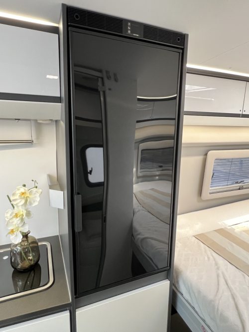 Adria Twin Supreme 640 SGX 9-T AUTOMAAT 2X ZONNEPANEEL Foto: 7